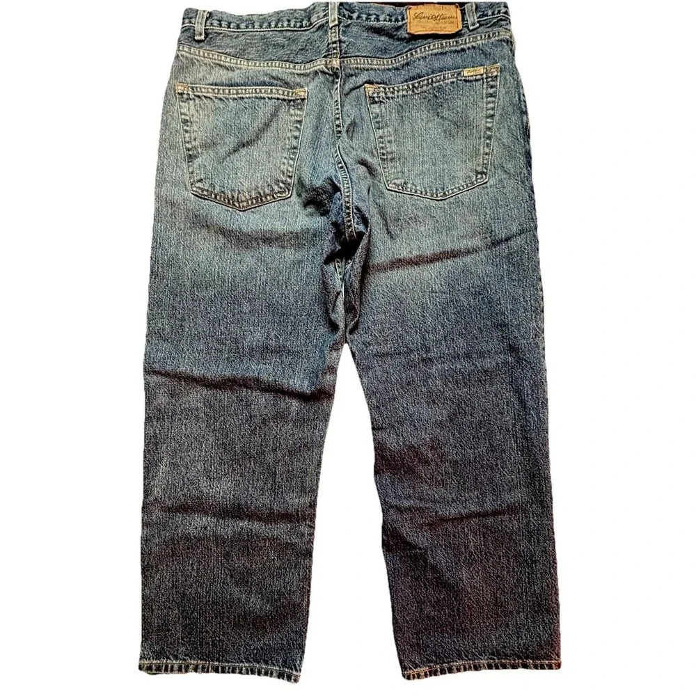 Men's Signature Levi Strauss Straight Fit Jeans 40x26 Short Length